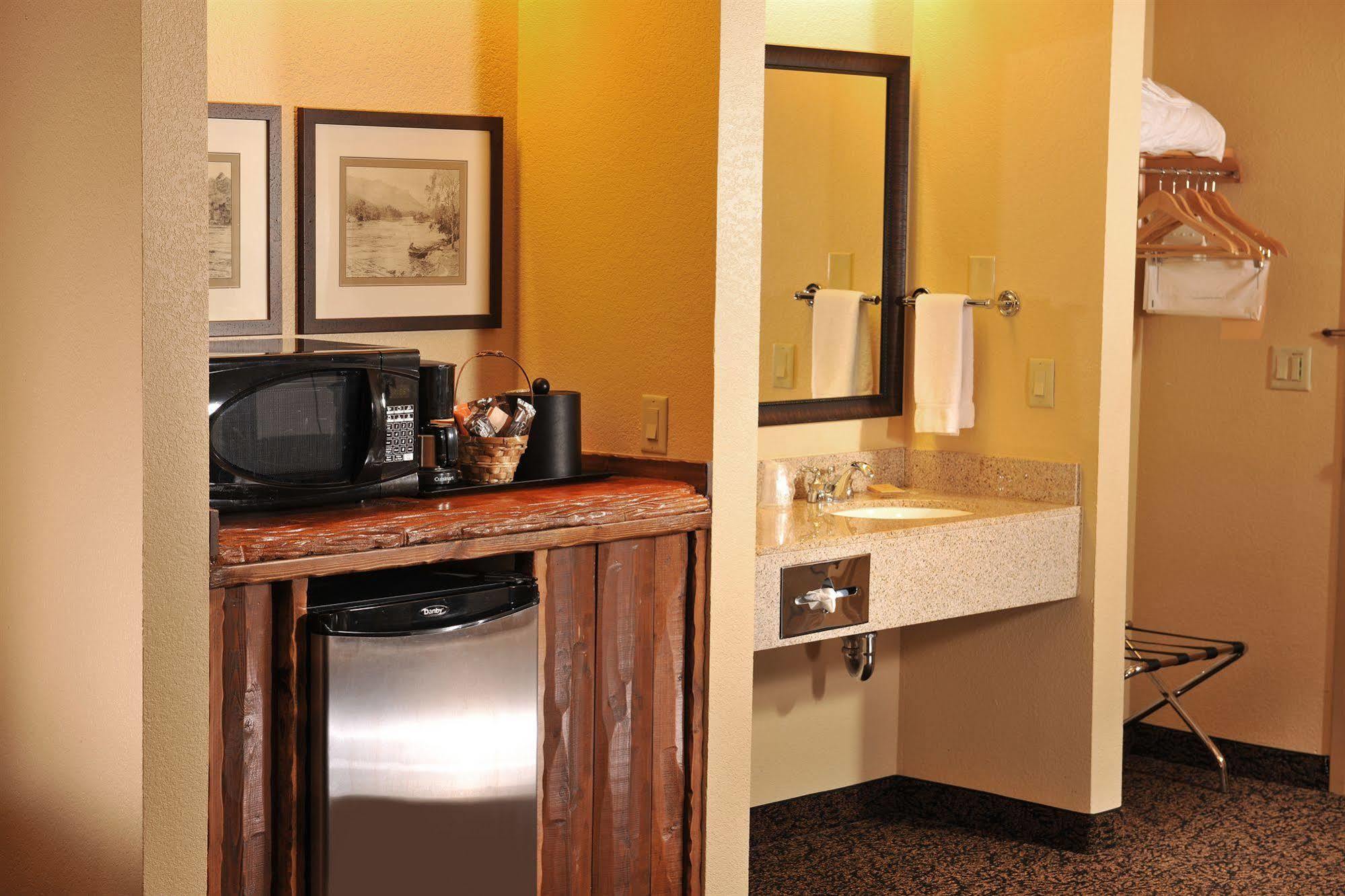 Grand Lodge Hotel Wausau - Rothschild Eksteriør bilde